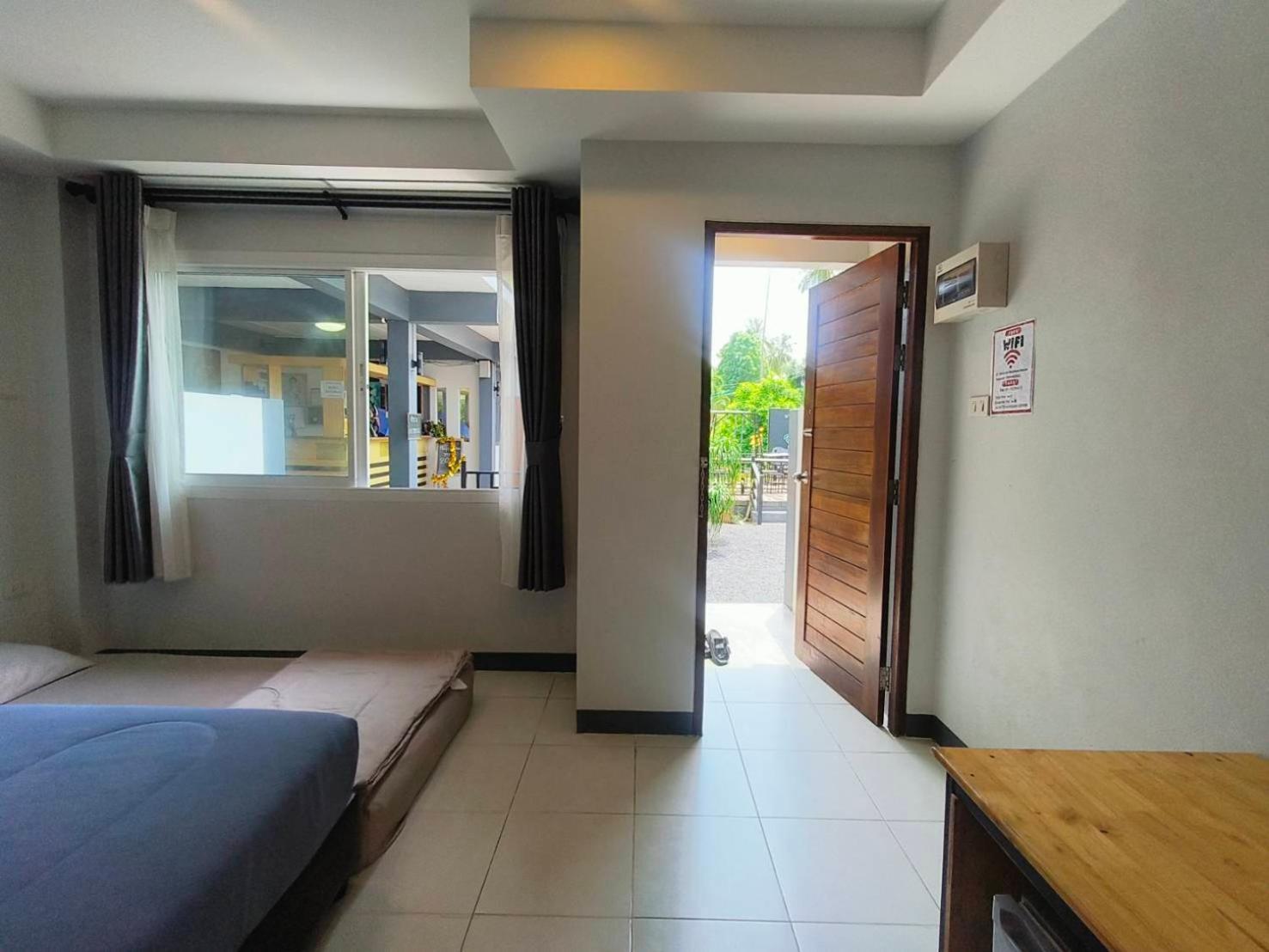 Nangkam Boutique Donsak Hotel Ban Pheng Krong Luaran gambar